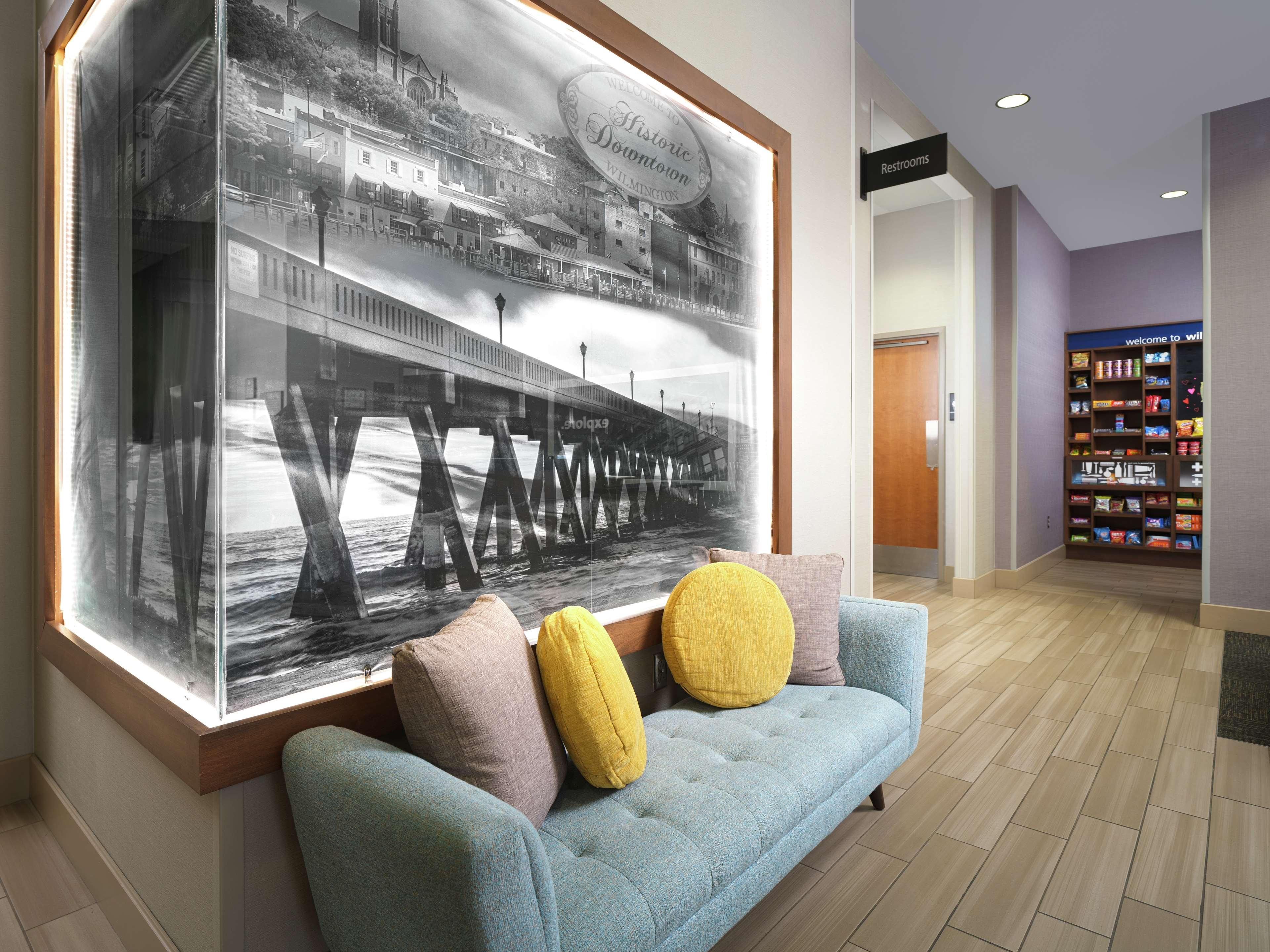 Hampton Inn Wilmington Downtown Bagian luar foto