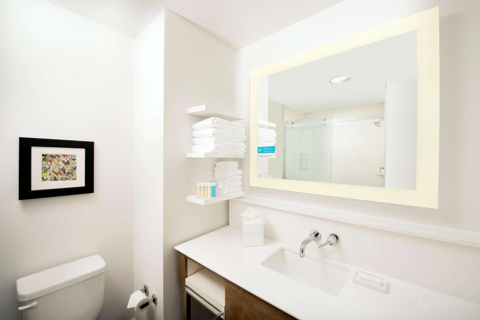 Hampton Inn Wilmington Downtown Bagian luar foto