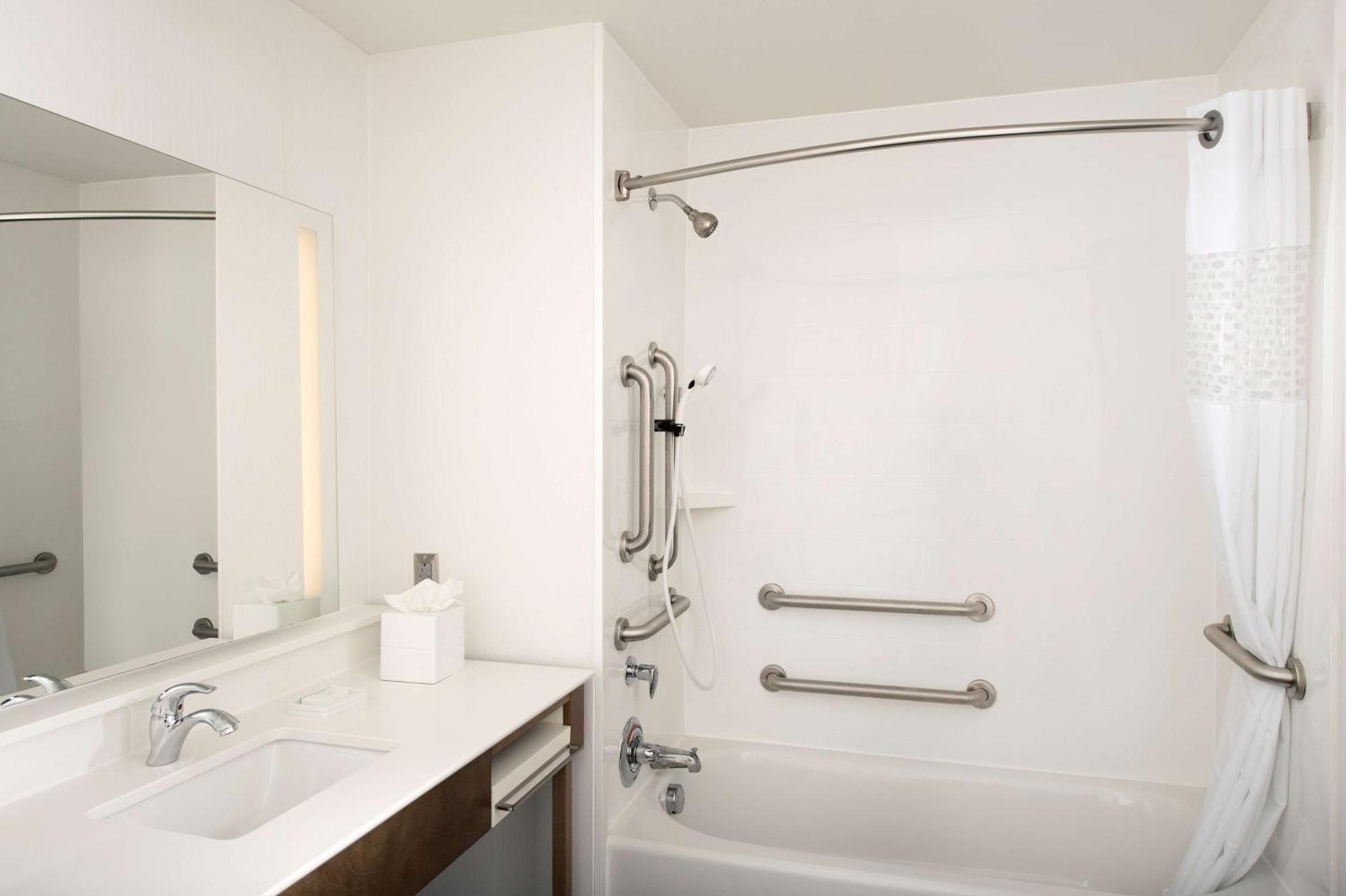 Hampton Inn Wilmington Downtown Bagian luar foto