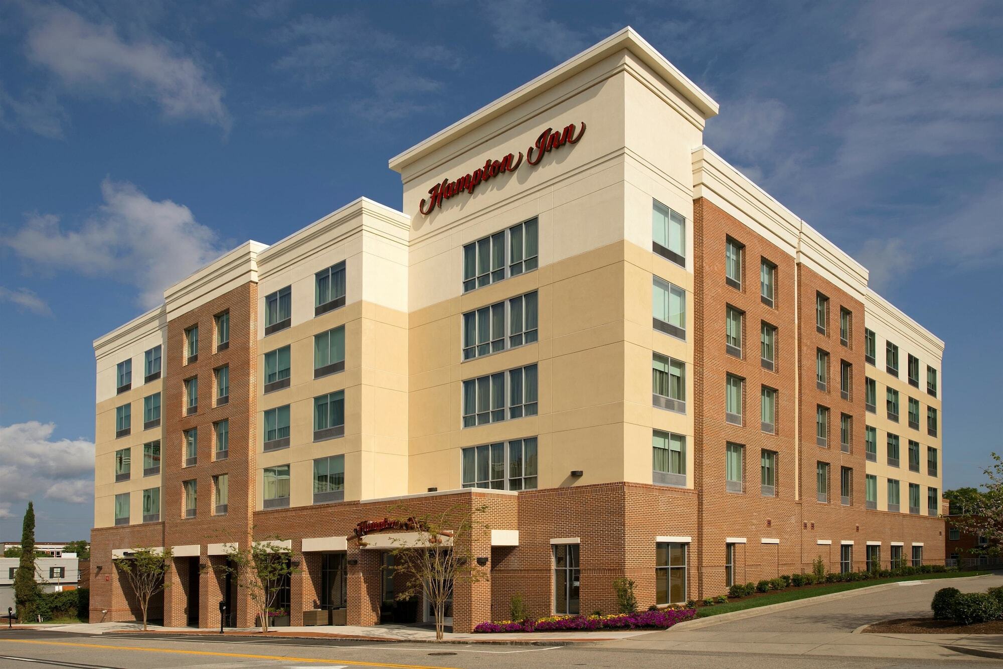 Hampton Inn Wilmington Downtown Bagian luar foto