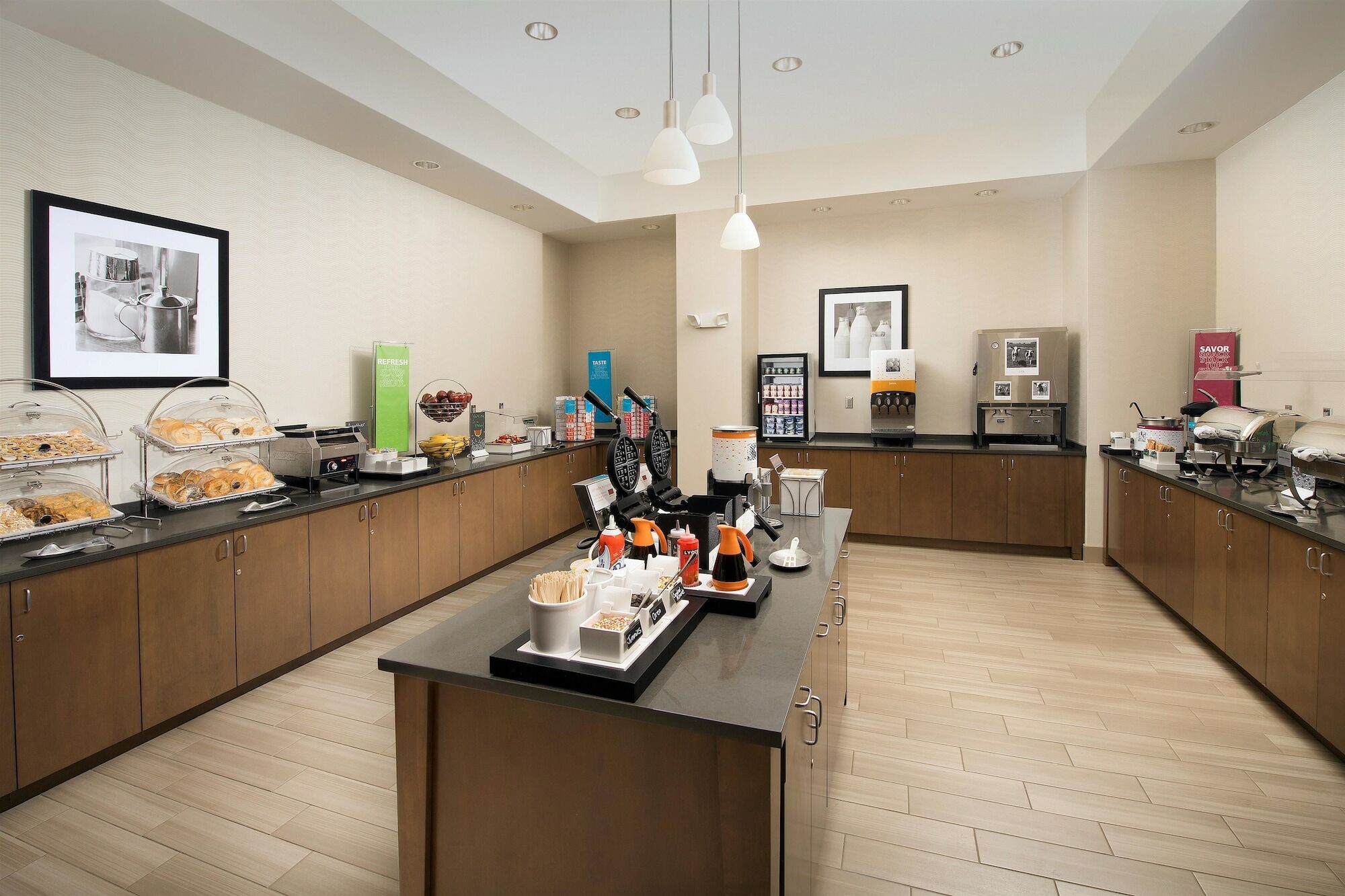 Hampton Inn Wilmington Downtown Bagian luar foto